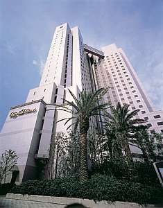 ���V�̖؁X�𔲂���ƃ��]�[�g�C�����_�@�z�e���j���[�I�[�^�j���� 