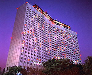 �z�e���p�V�t�B�b�N���� �O��